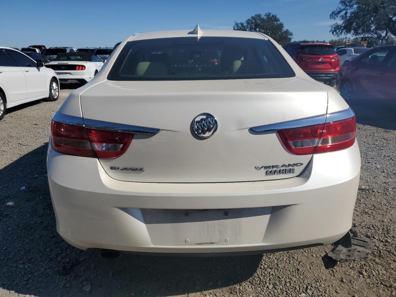 VIN 1G4PP5SK5F4185049 2015 BUICK VERANO no.6