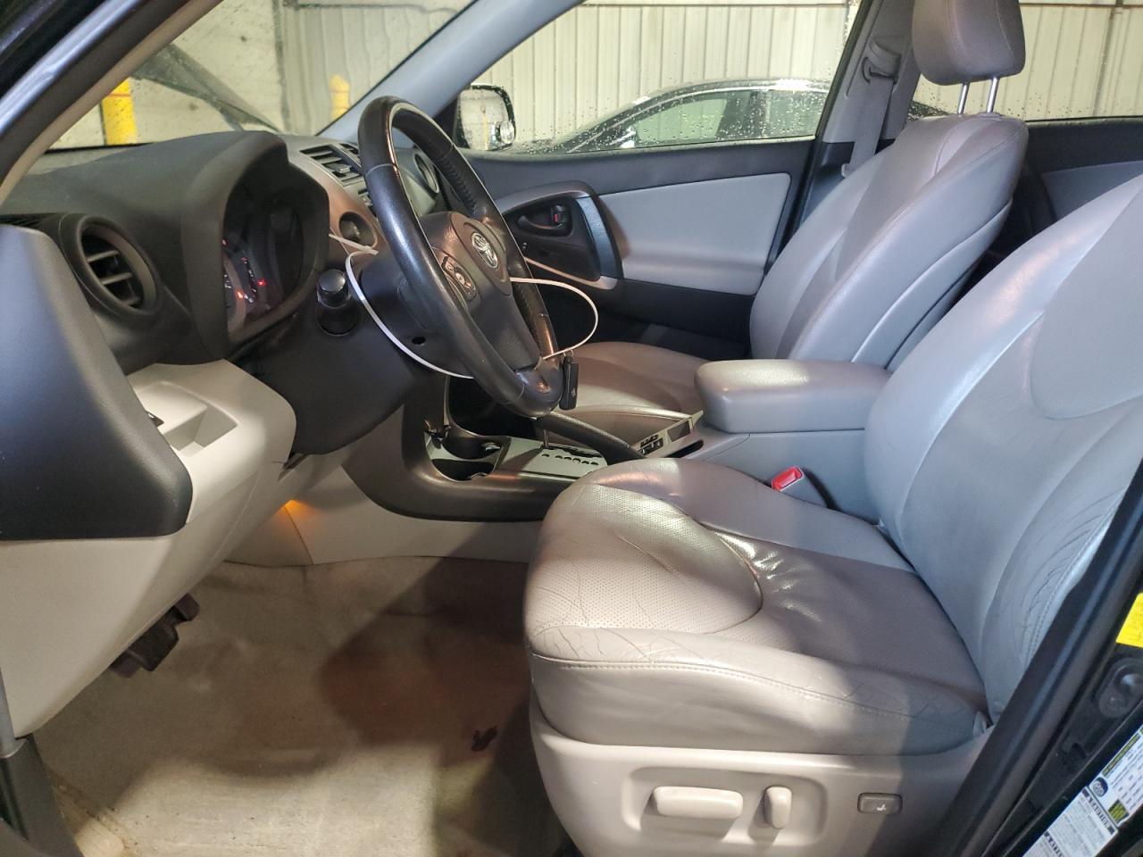 2012 Toyota RAV 4 - Image 7