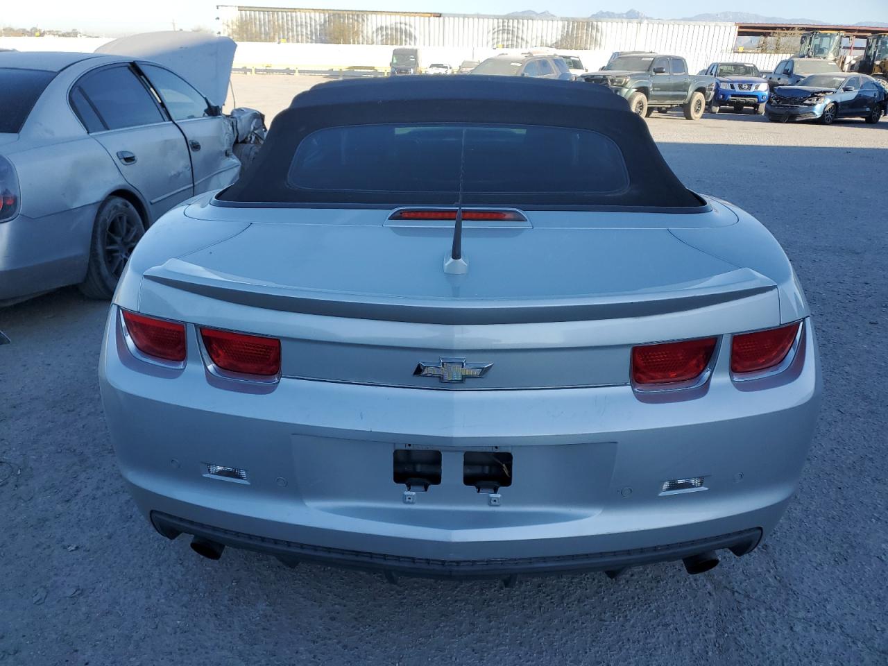 2011 Chevrolet Camaro - Image 6