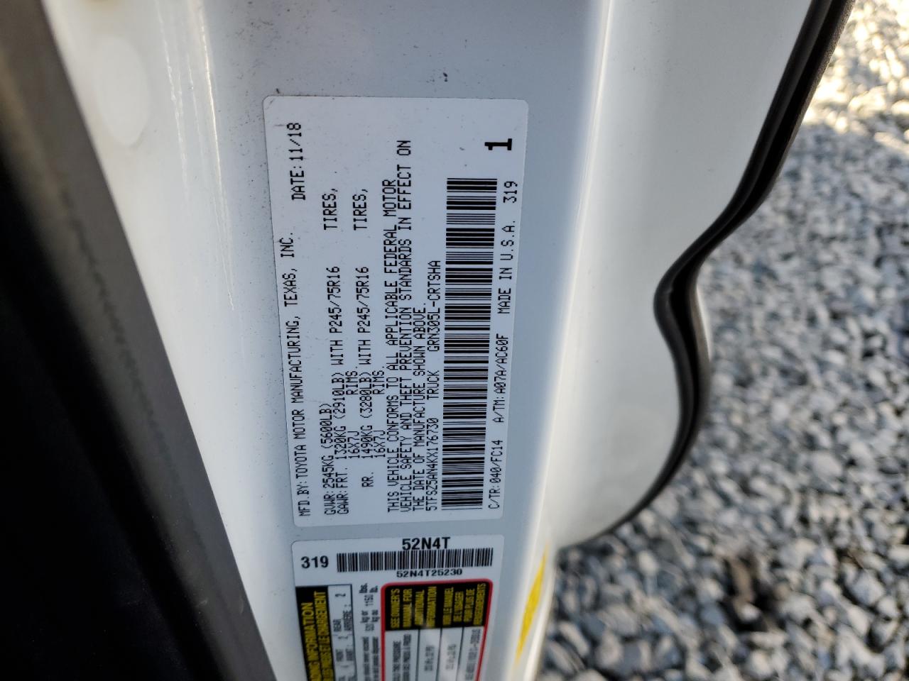 2019 Toyota Tacoma - Image 12