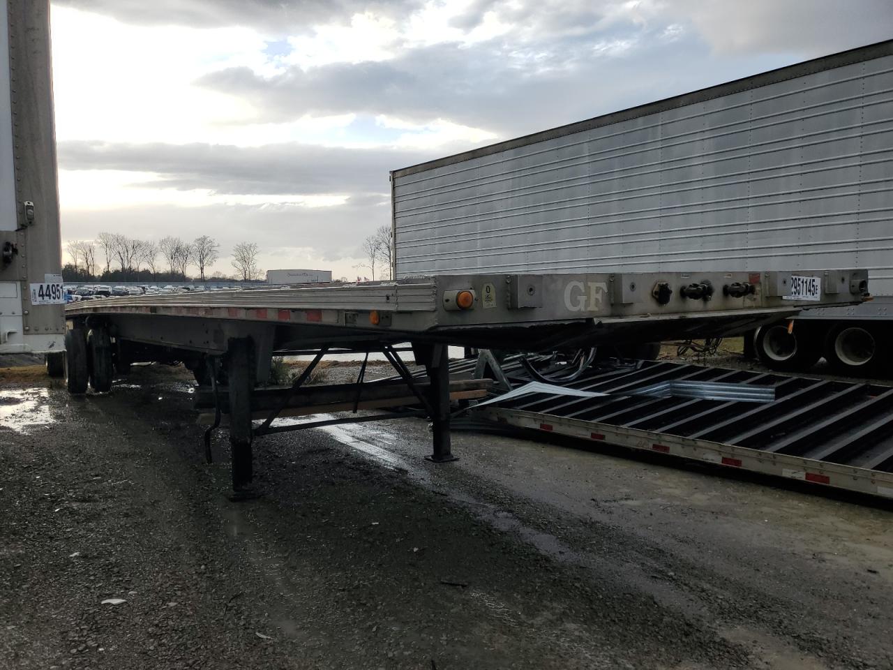 2000 Other Heavy Equipment Trailer продається в Lebanon, TN - Side