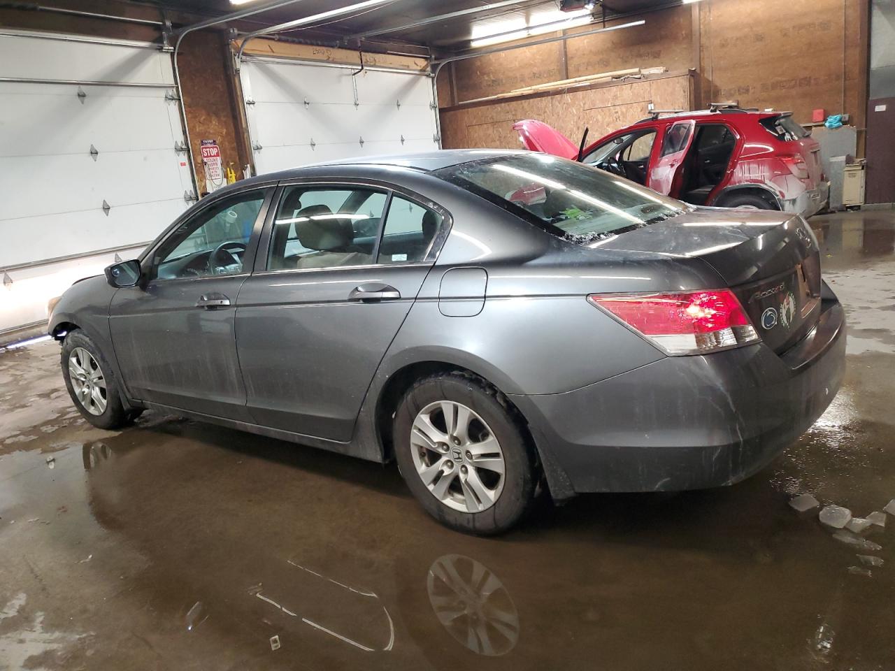 2009 Honda Accord - Image 2
