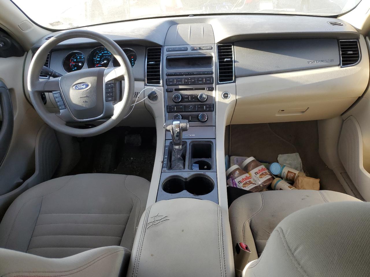 2010 Ford Taurus - Image 8