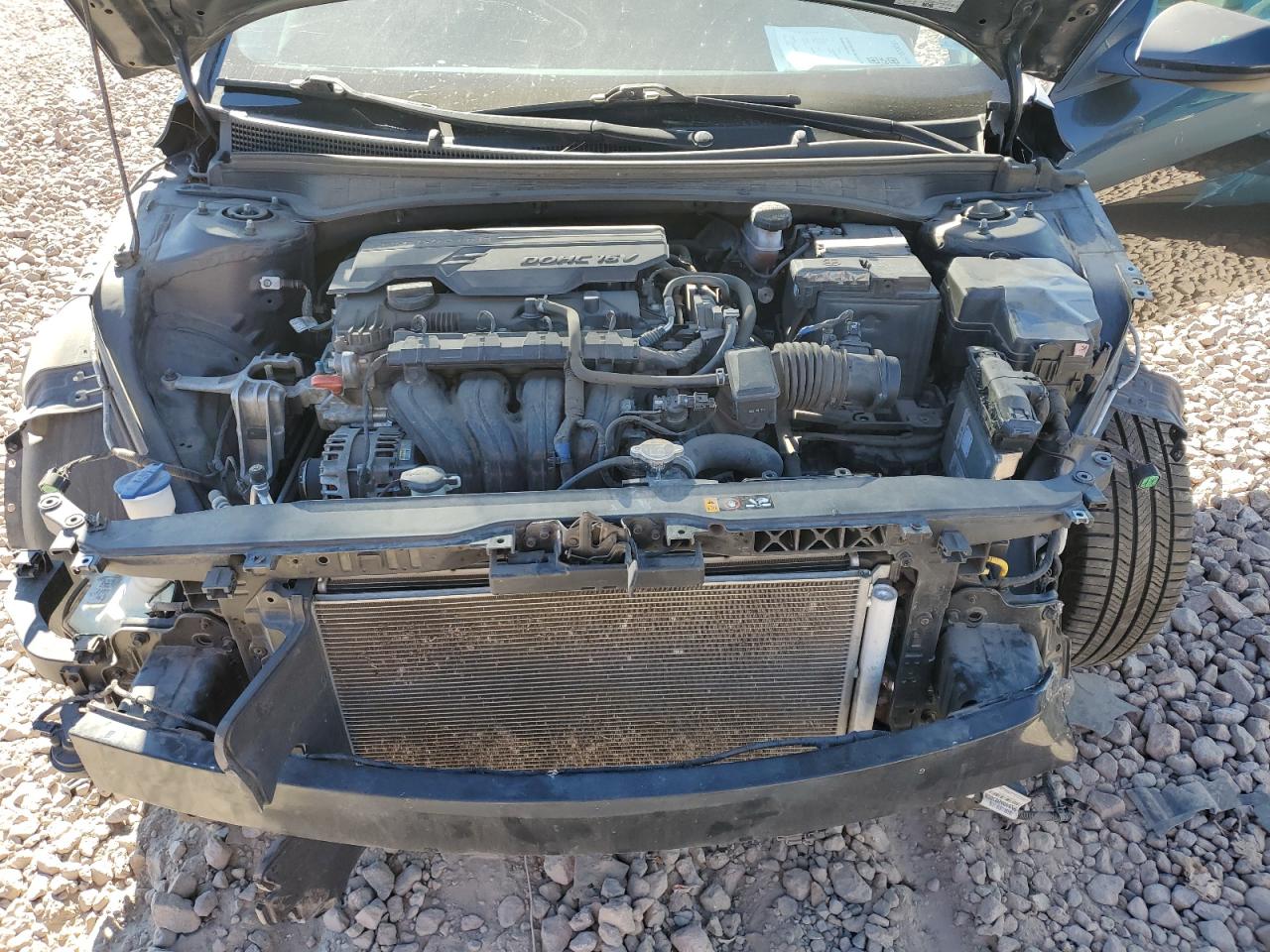 2023 Hyundai Elantra - Image 11