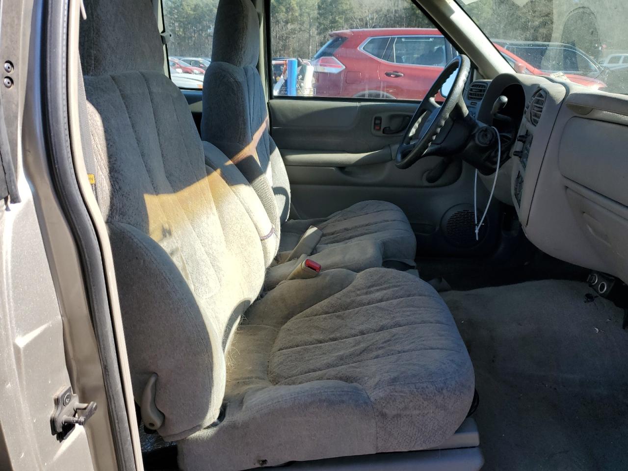 1999 GMC Sonoma - Image 10