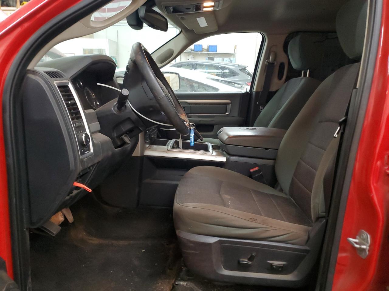 2014 RAM 1500 - Image 7