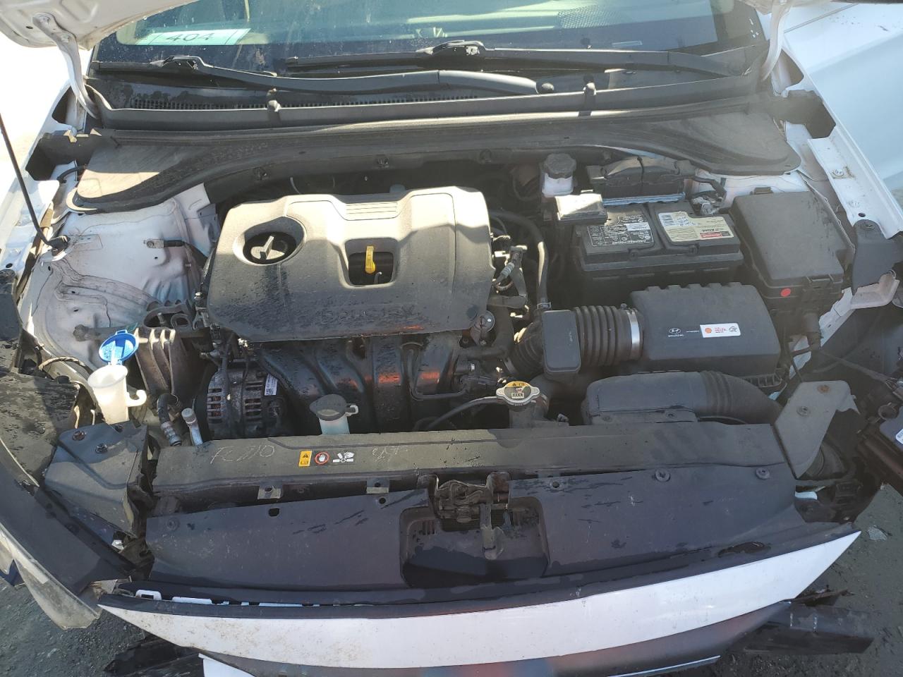 2019 Hyundai Elantra - Image 12