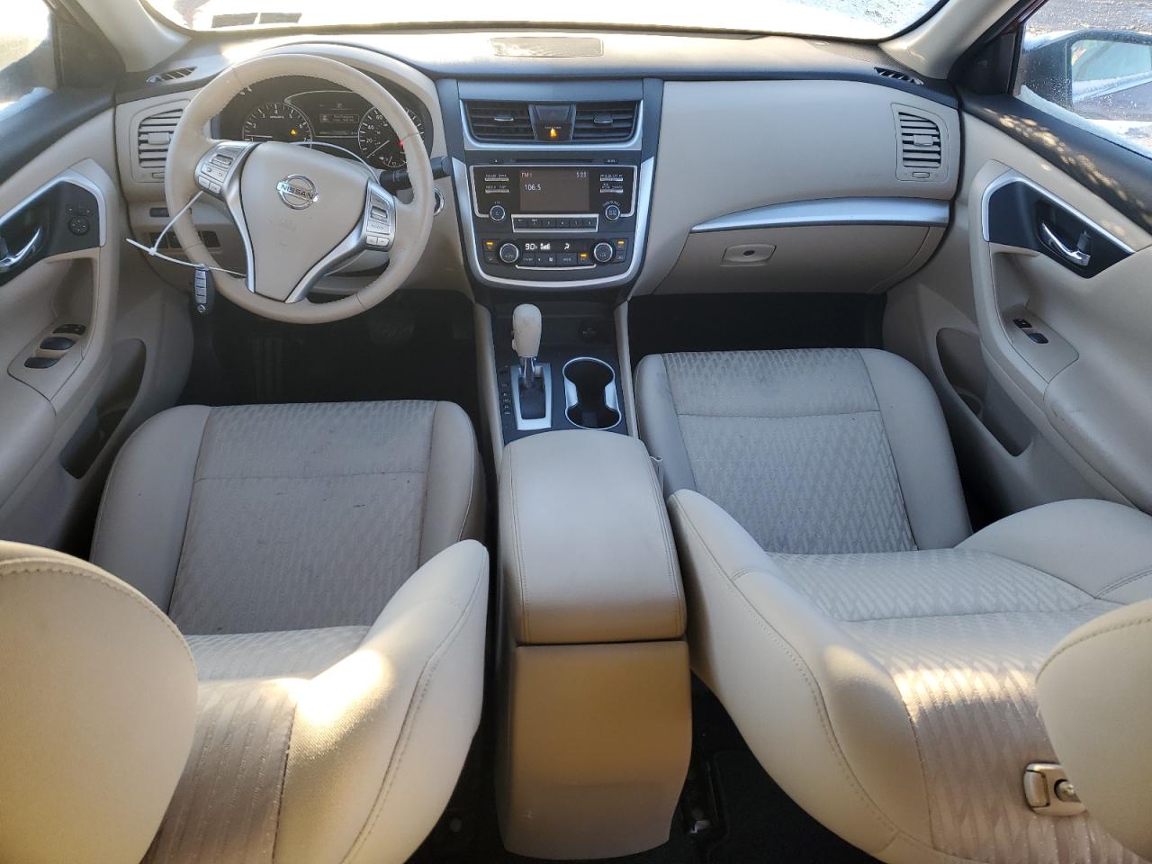 2017 Nissan Altima - Image 8