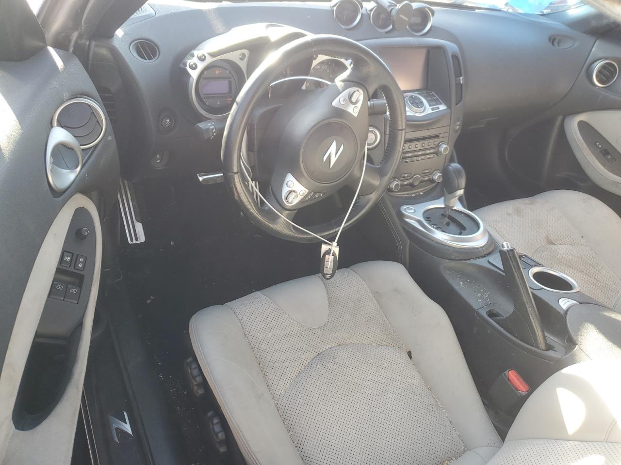 2013 Nissan 370Z - Image 8