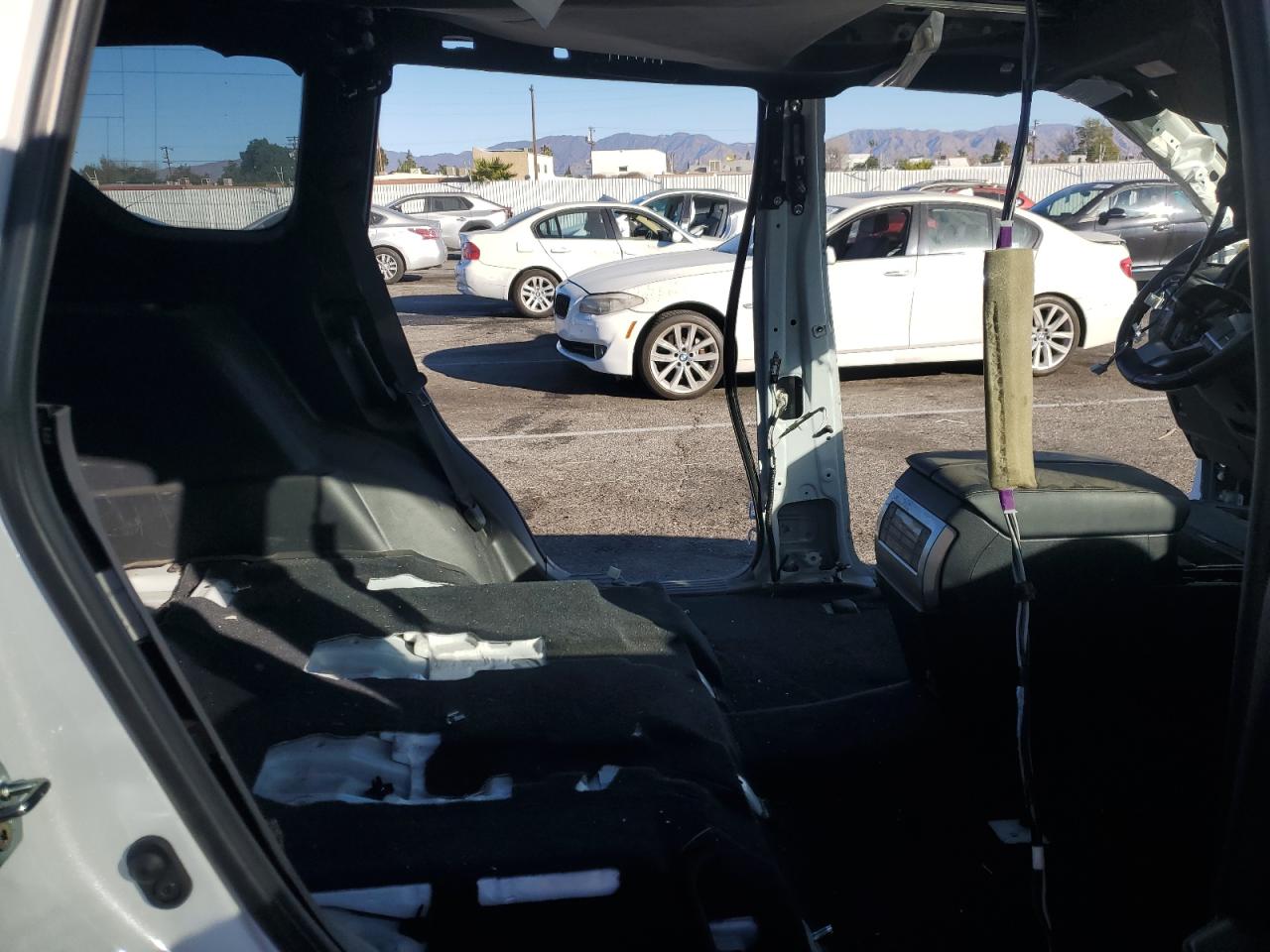 2023 Lexus GX - Image 11