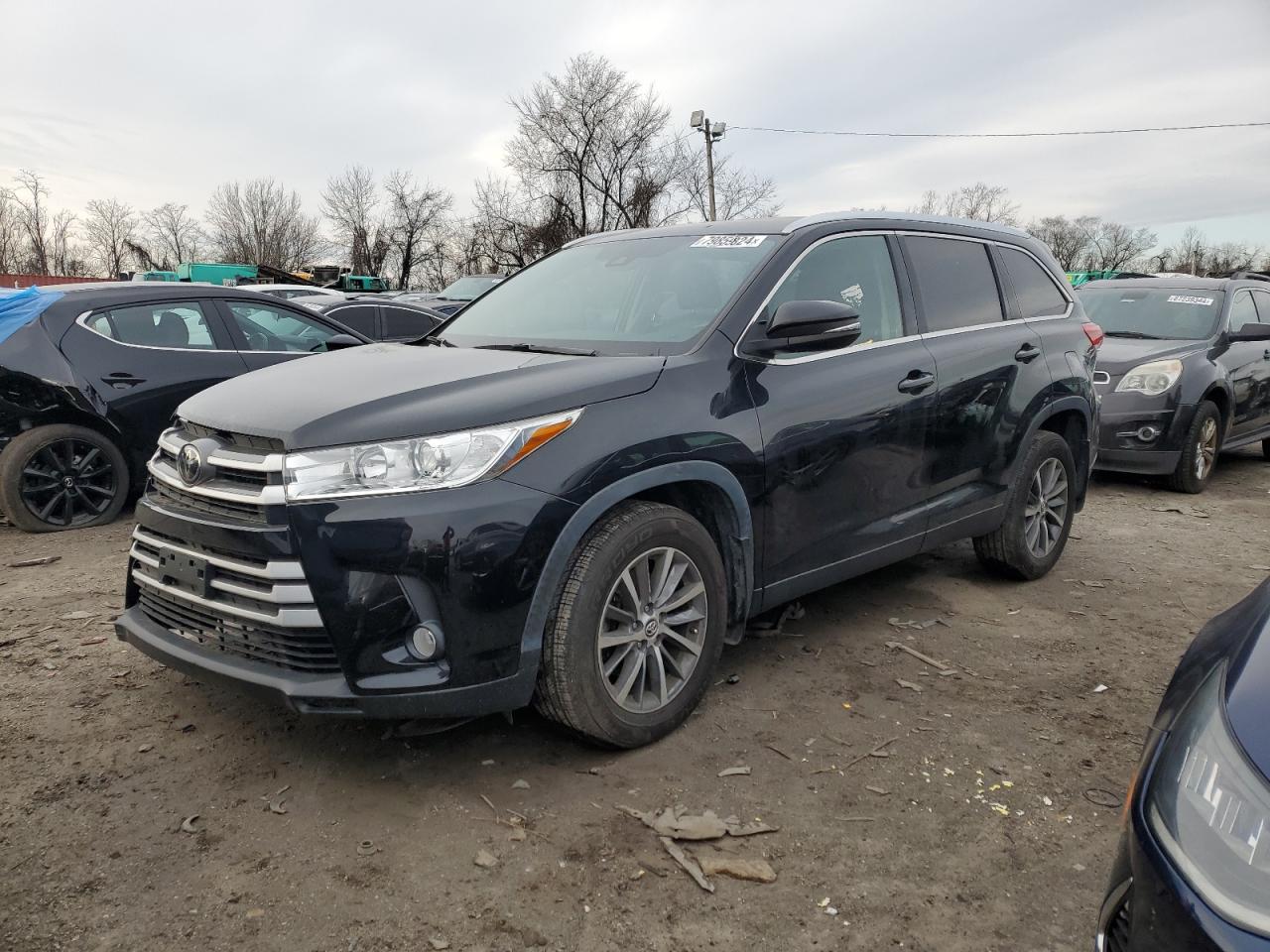 VIN 5TDJZRFH4KS621804 2019 TOYOTA HIGHLANDER no.1