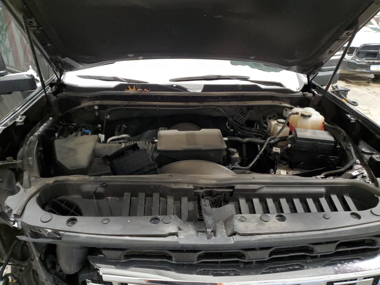 2022 Chevrolet Silverado - Image 11