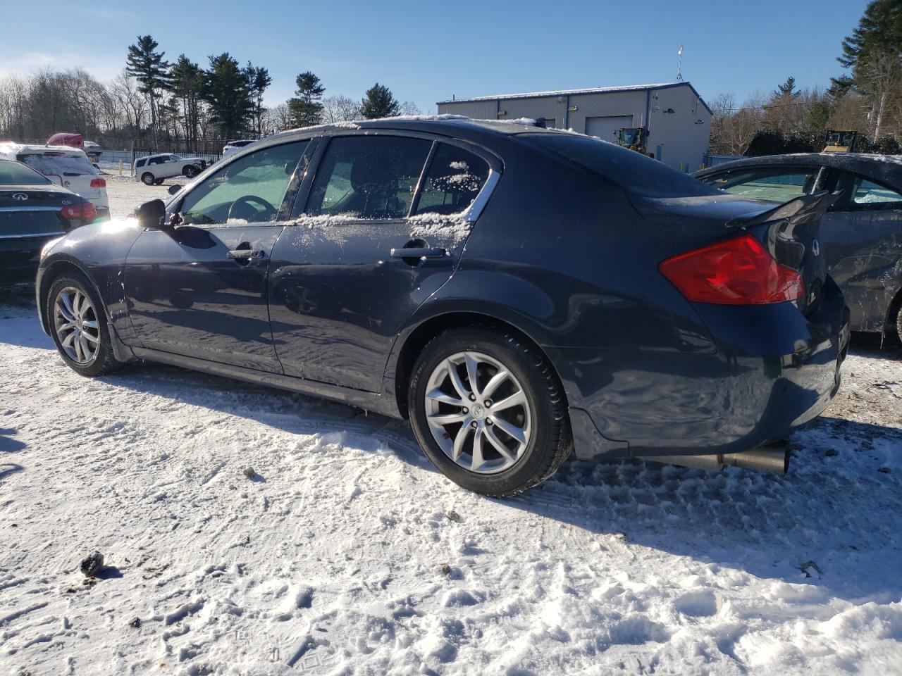 2009 Infiniti G - Image 2