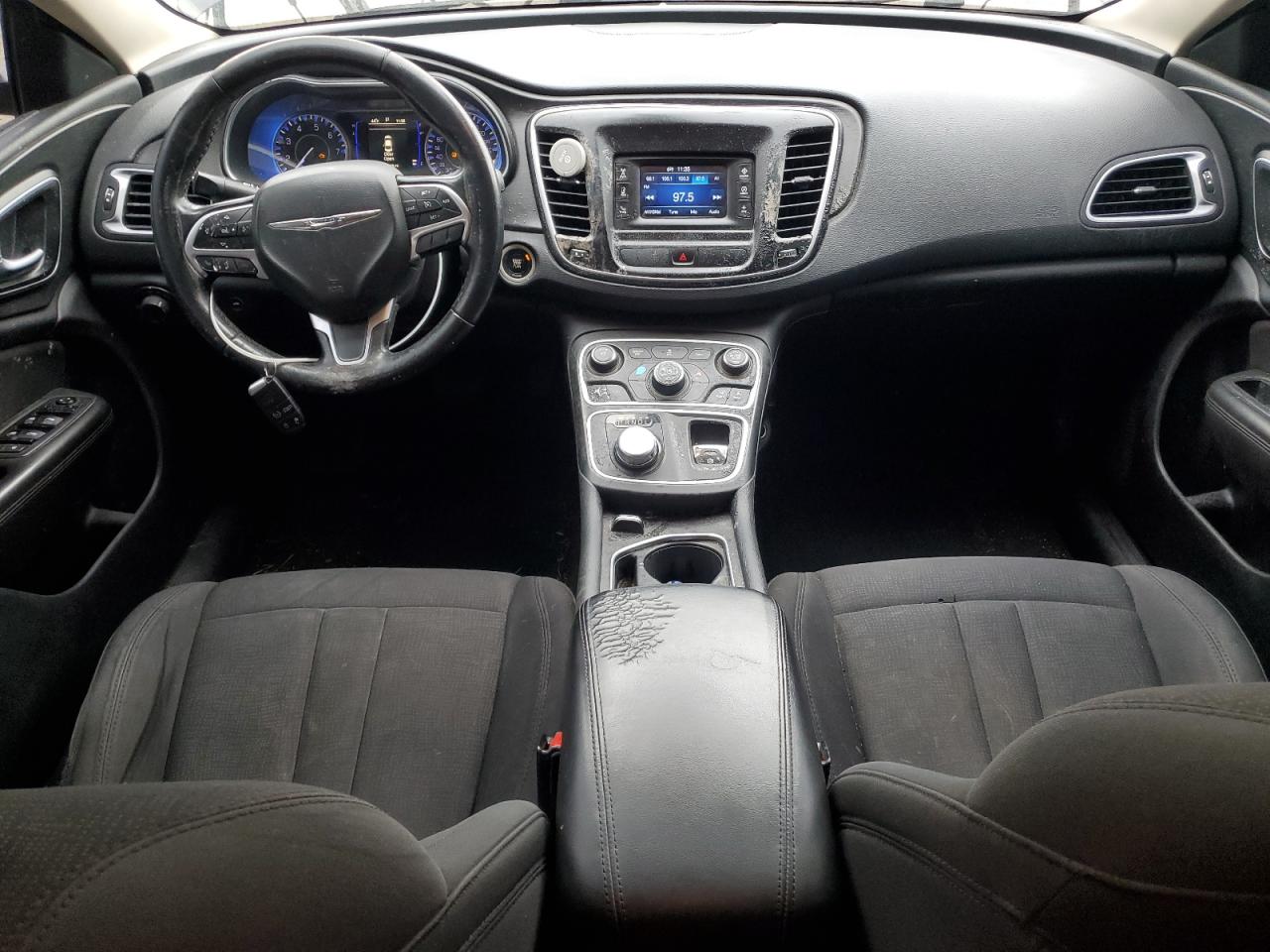2016 Chrysler 200 - Image 8