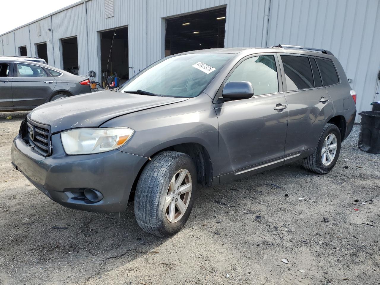 2010 Toyota Highlander - Image 1