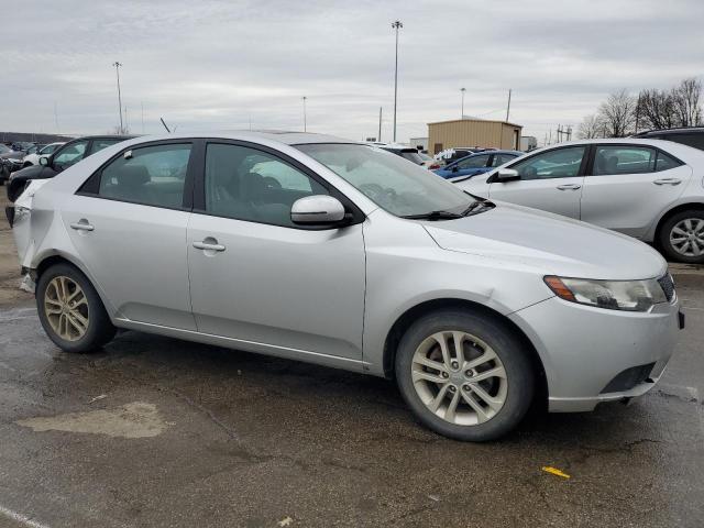 Седаны KIA FORTE 2012 Серебристый
