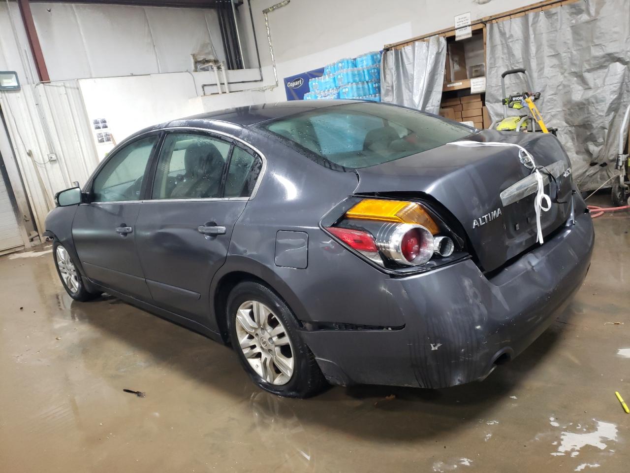 2012 Nissan Altima - Image 2