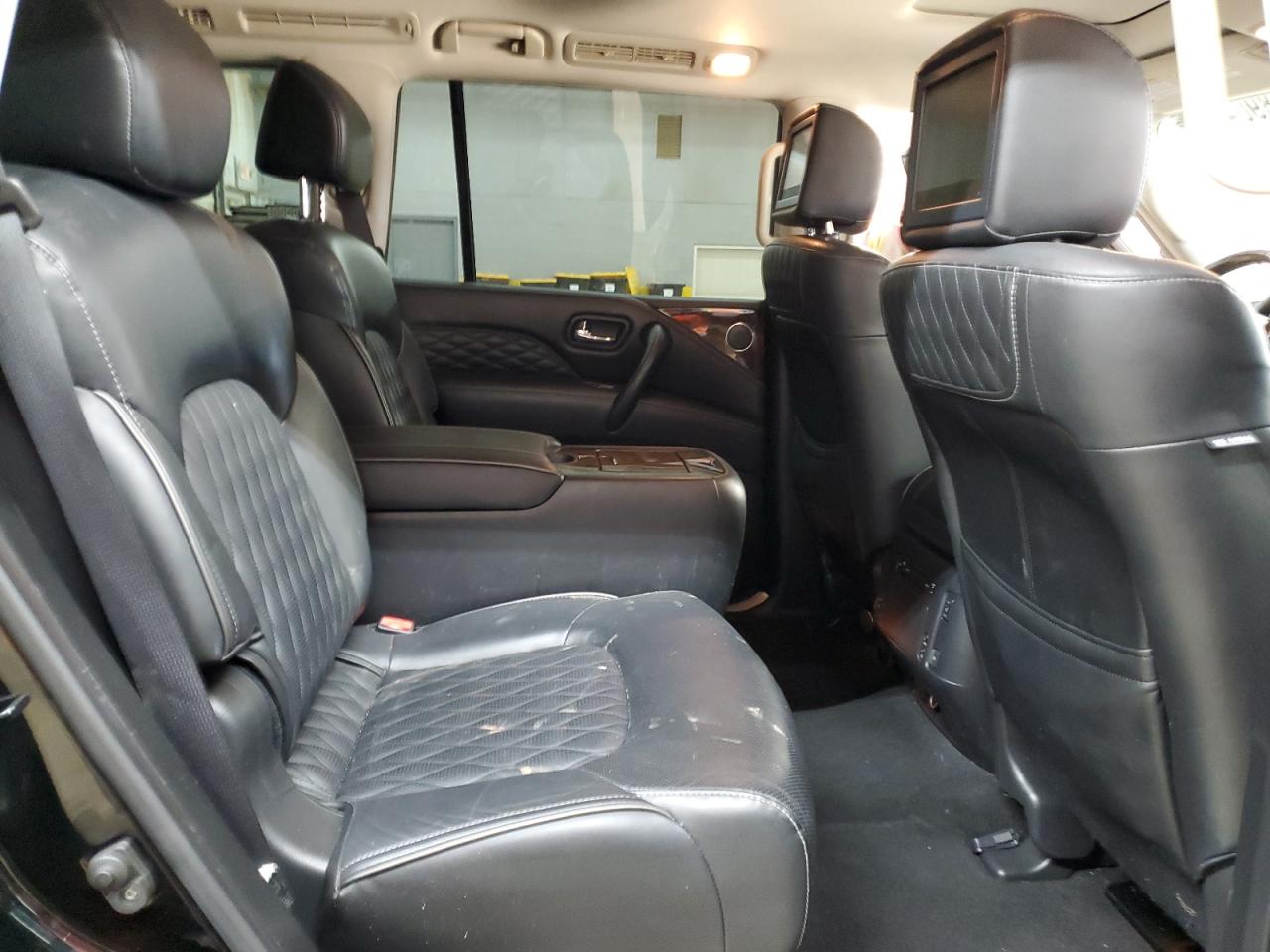 2018 Infiniti QX80 - Image 11