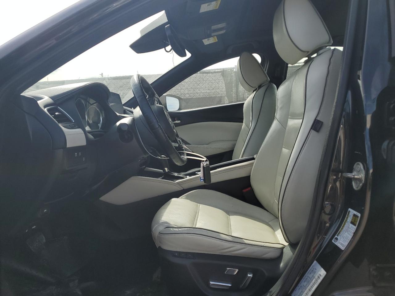 2017 Mazda 6 - Image 7