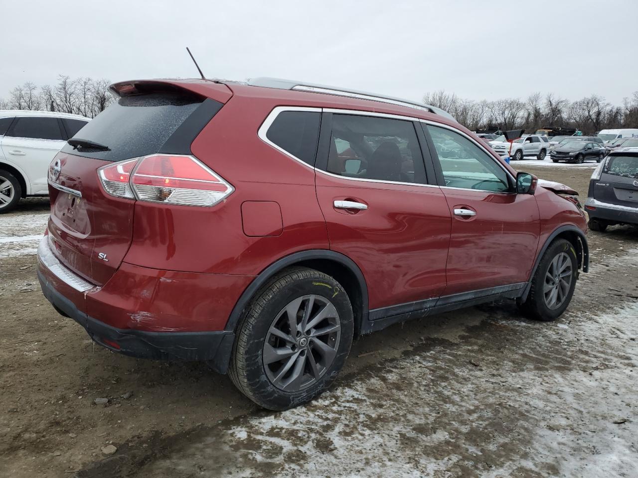 2016 Nissan Rogue - Image 3