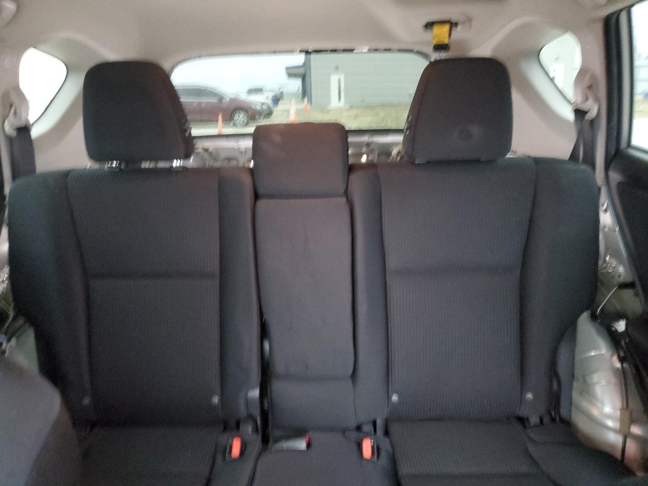 2017 Toyota RAV 4 - Image 10