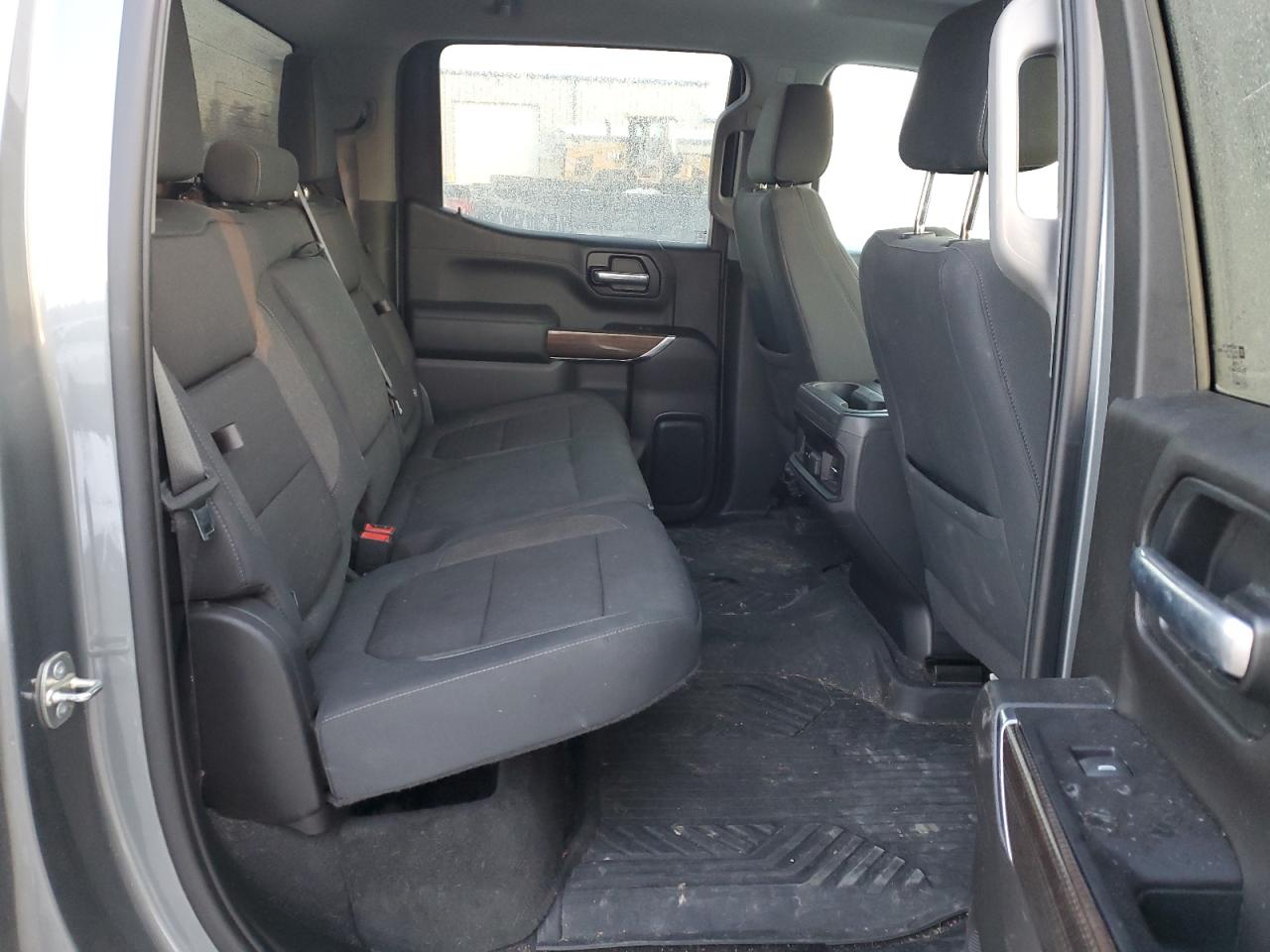 2020 Chevrolet Silverado - Image 10