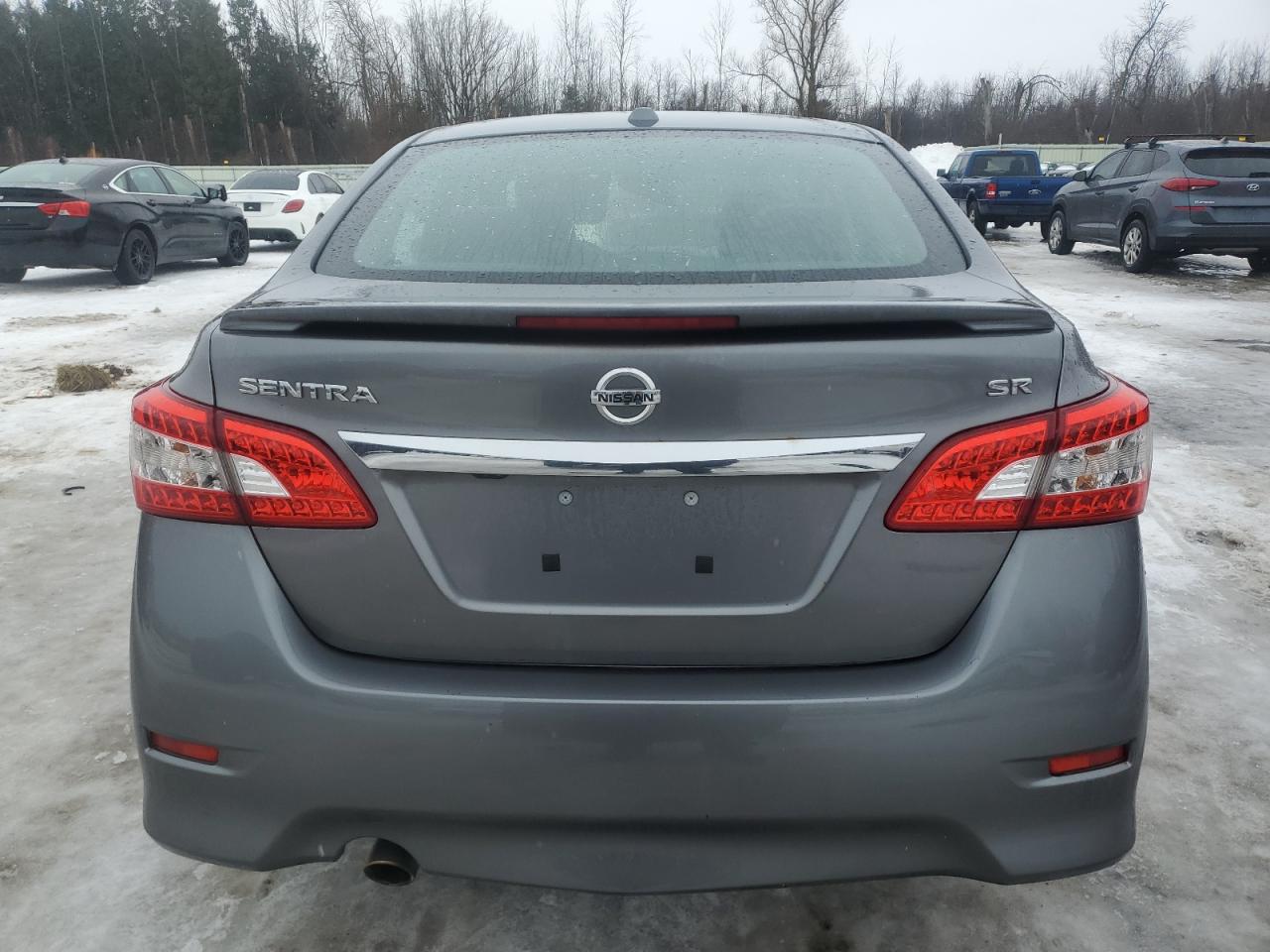 2015 Nissan Sentra - Image 6
