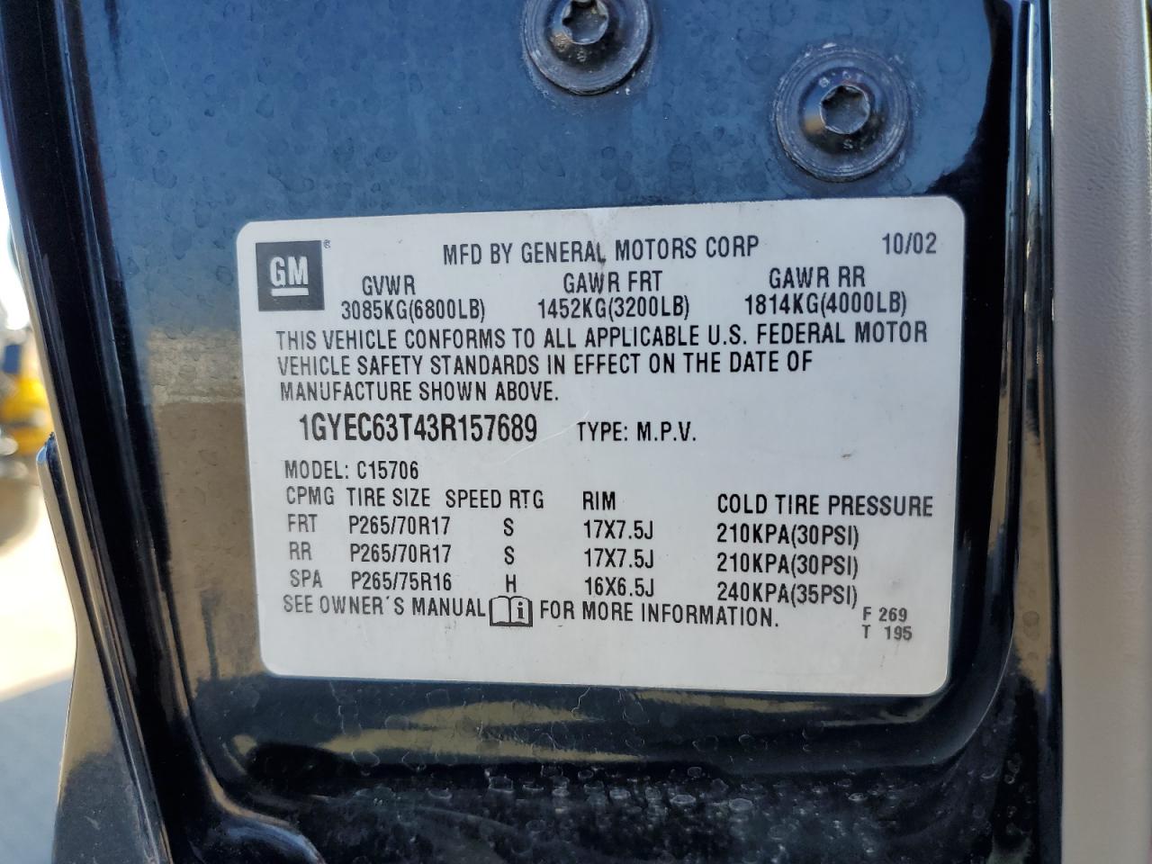 2003 Cadillac Escalade - Image 13