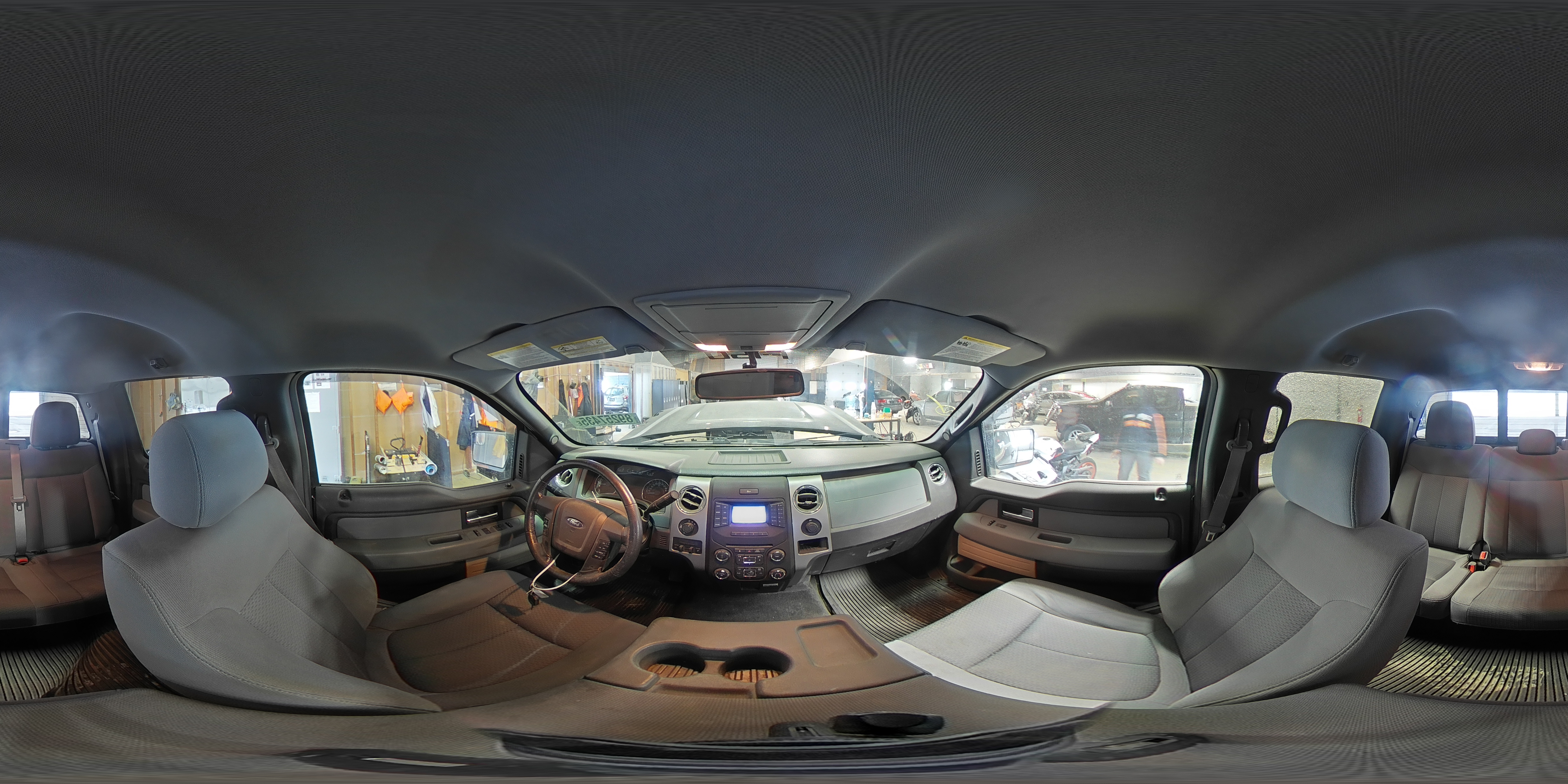 2013 Ford F-150 - Image 13