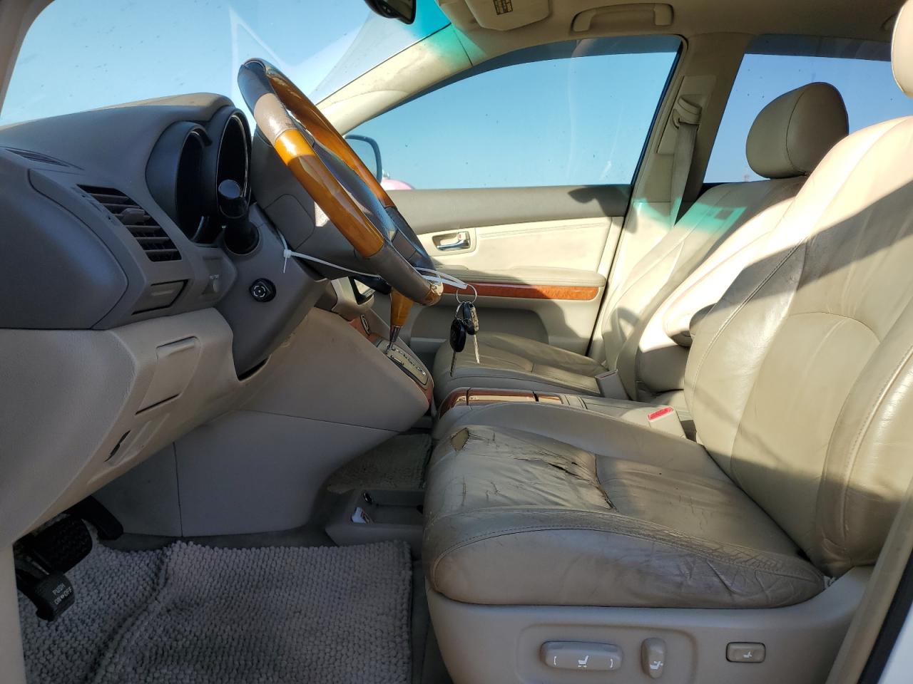2004 Lexus RX - Image 7