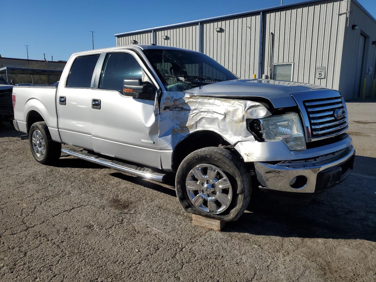 2011 Ford F-150 - Image 4