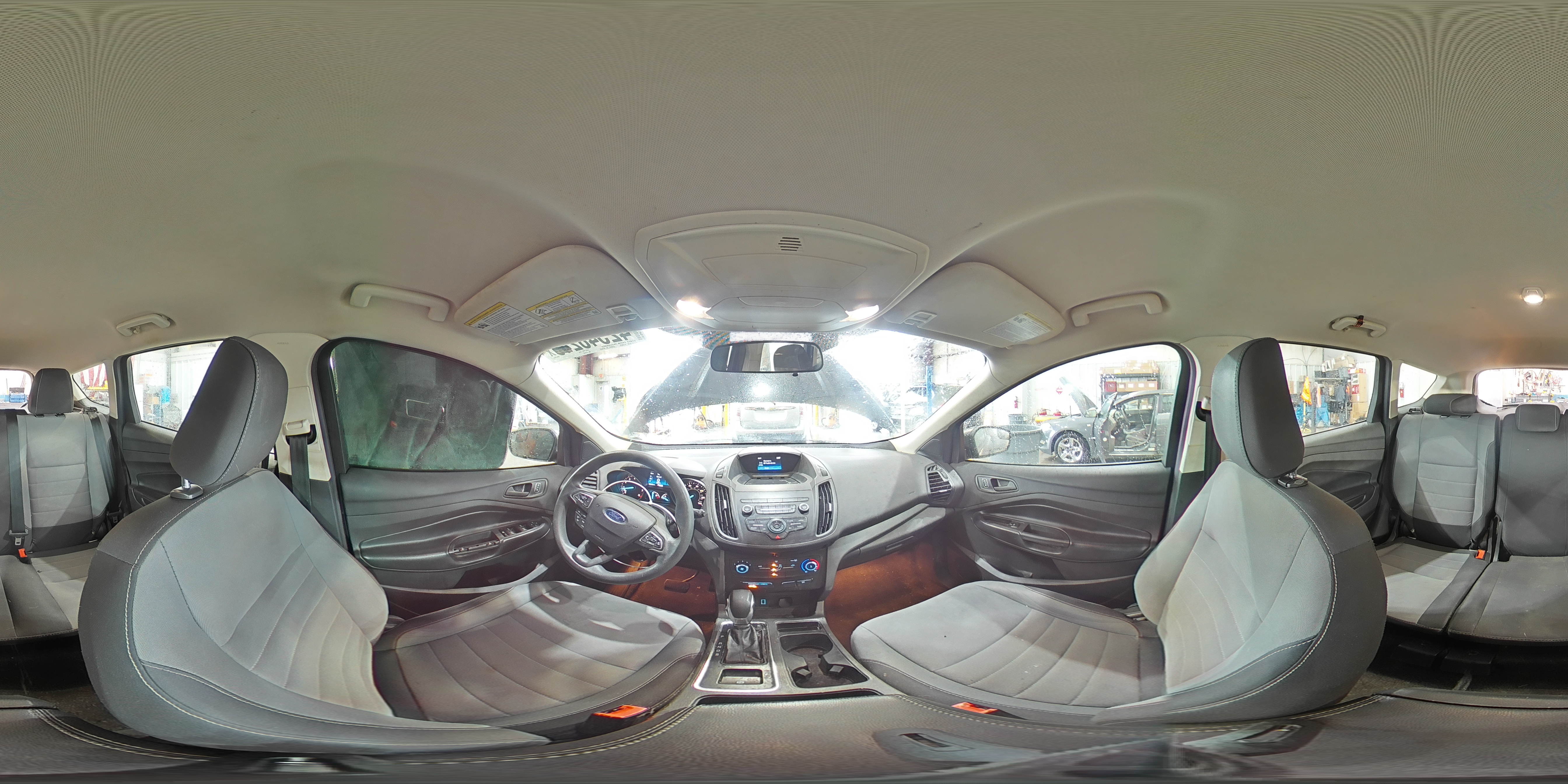 2019 Ford Escape - Image 16