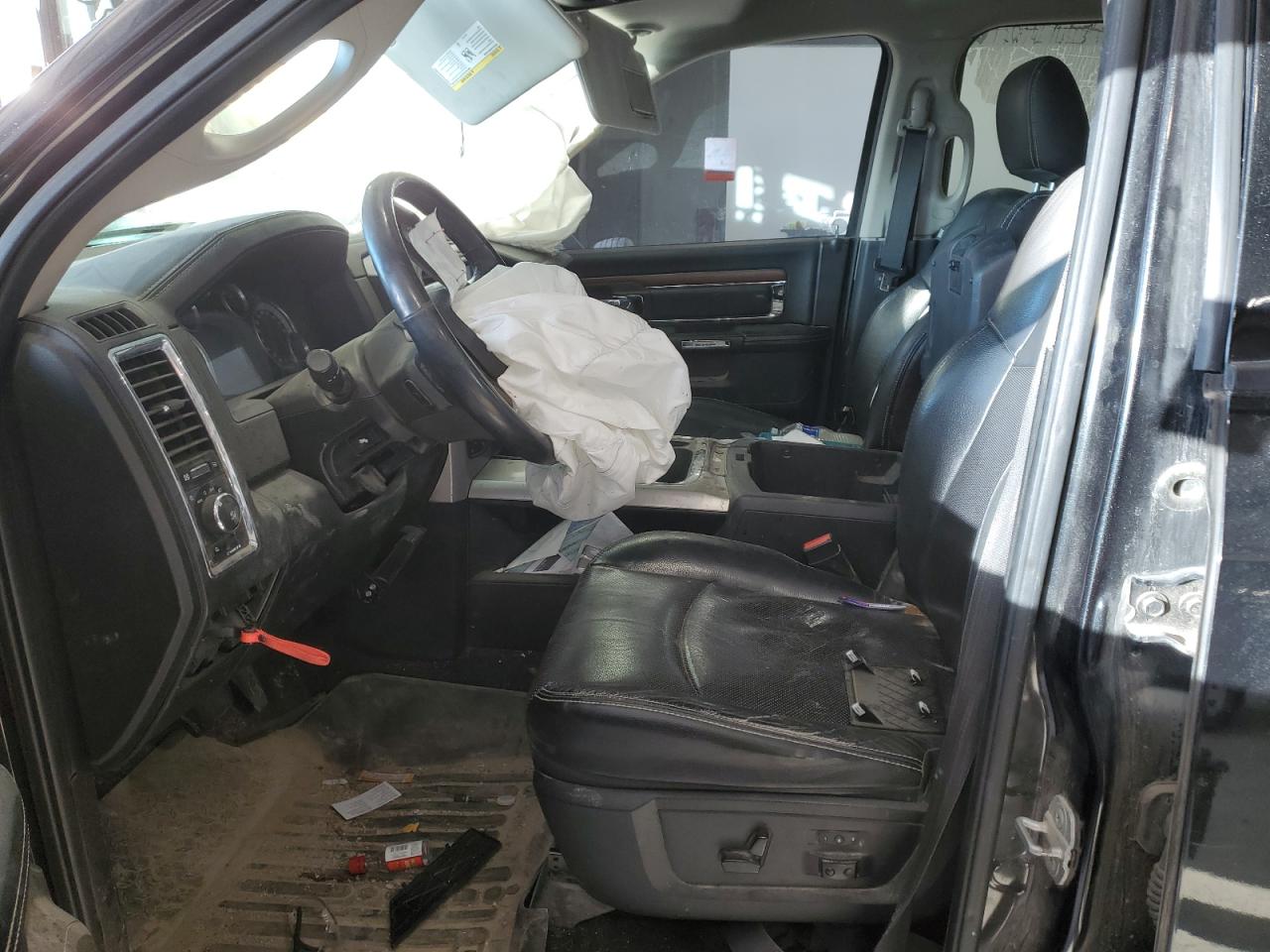 2015 RAM 1500 - Image 7