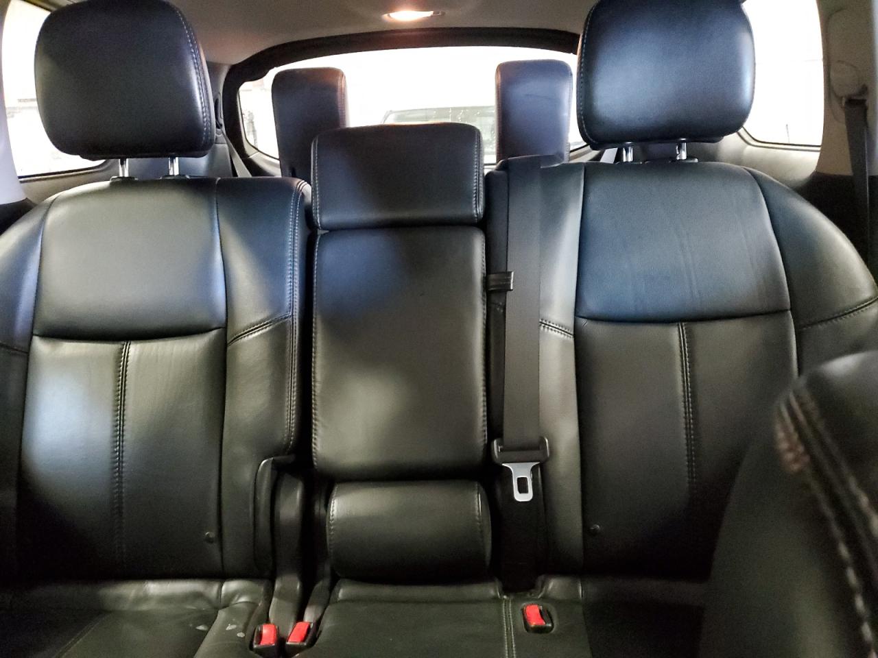 2014 Nissan Pathfinder - Image 10