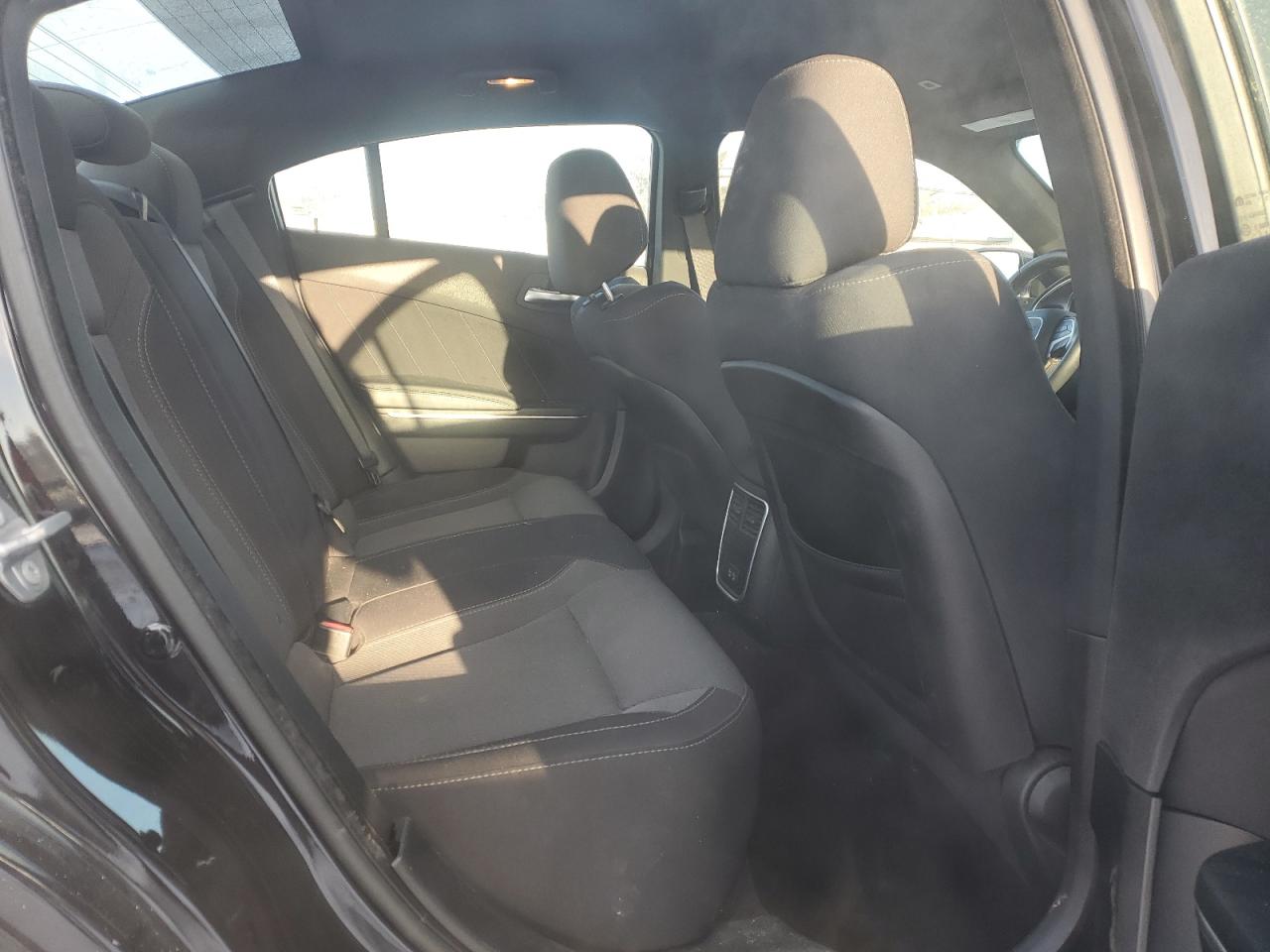 2018 Dodge Charger - Image 10