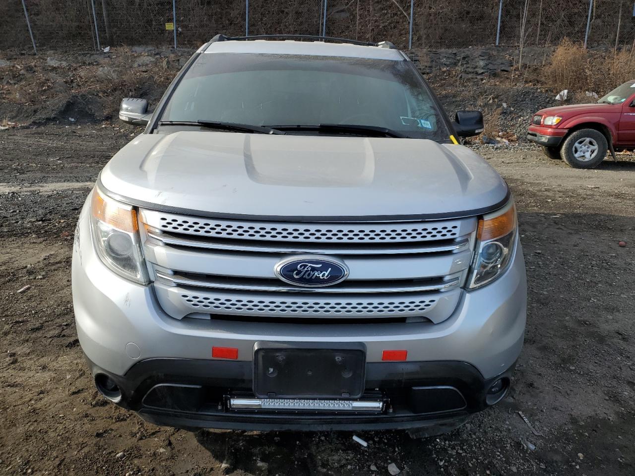 VIN 1FM5K8D84FGB78147 2015 FORD EXPLORER no.5