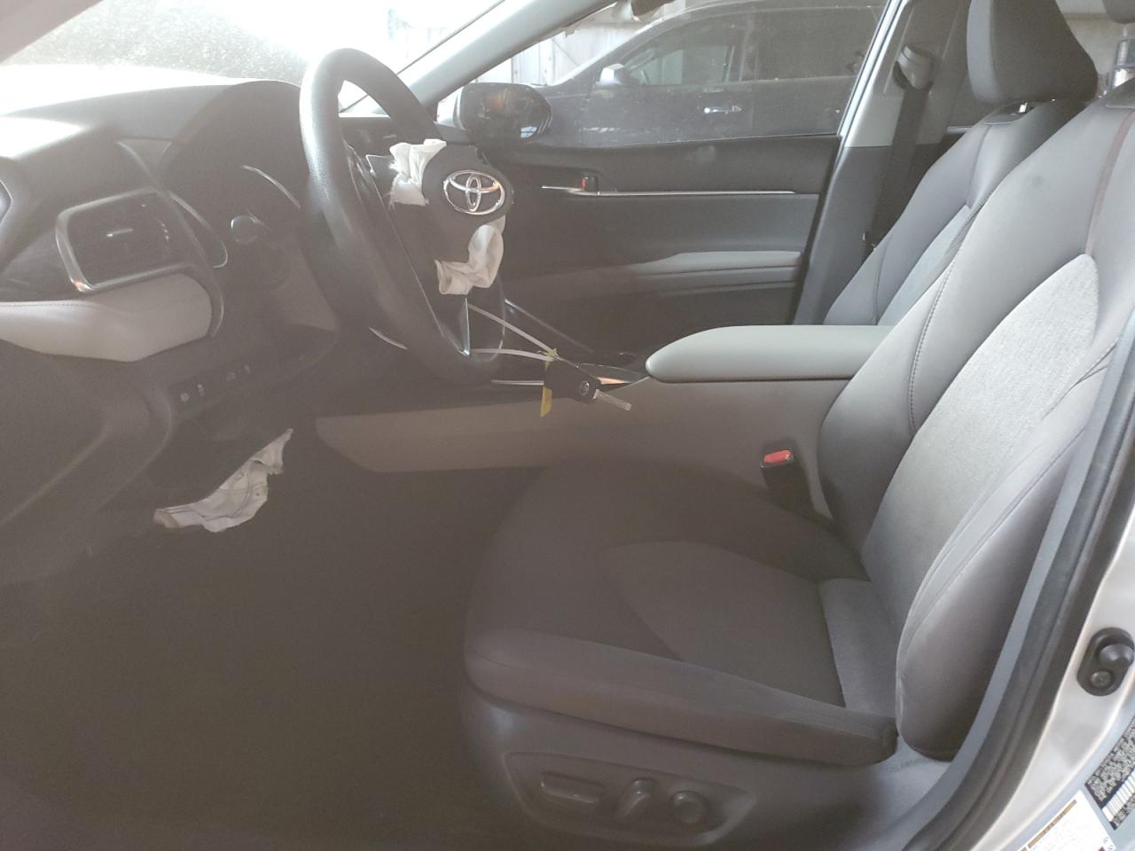 2018 Toyota Camry - Image 7