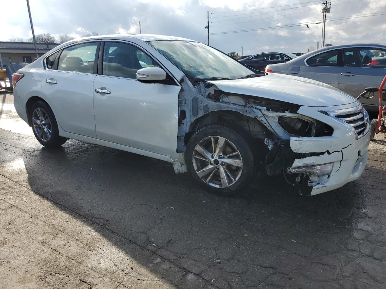 2015 Nissan Altima - Image 4