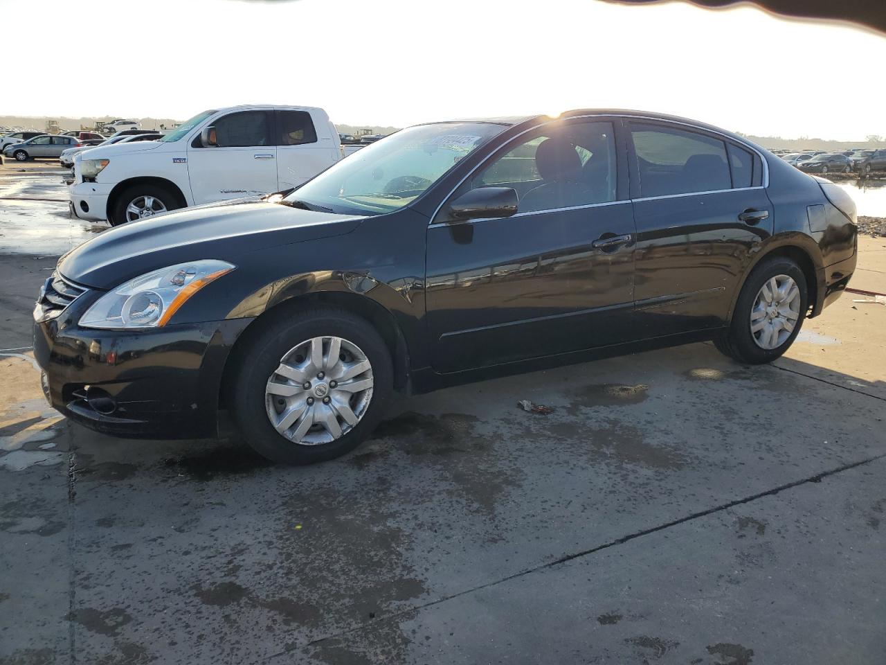 2012 Nissan Altima - Image 1
