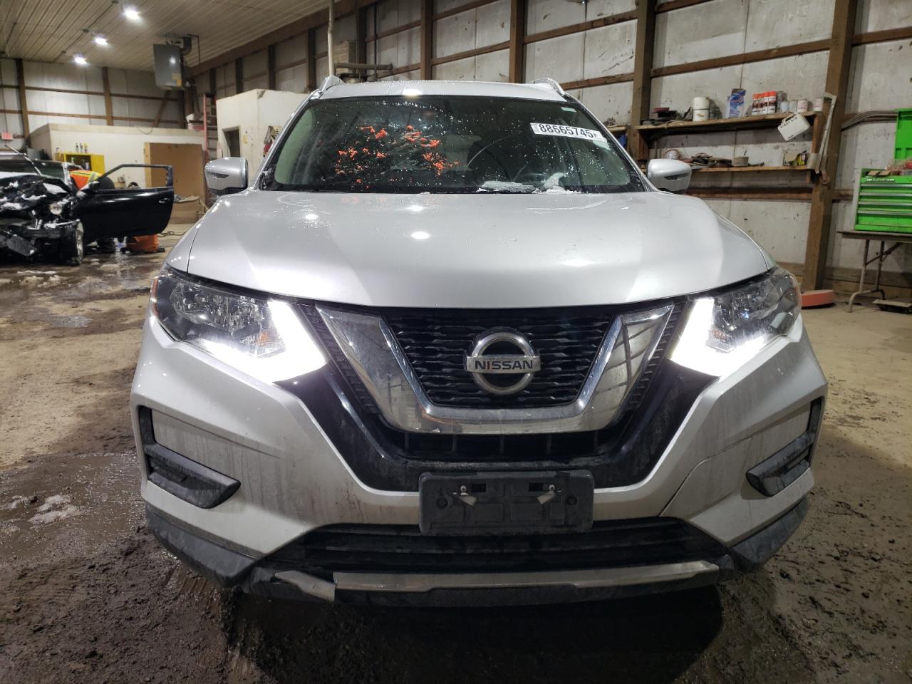2017 Nissan Rogue - Image 5