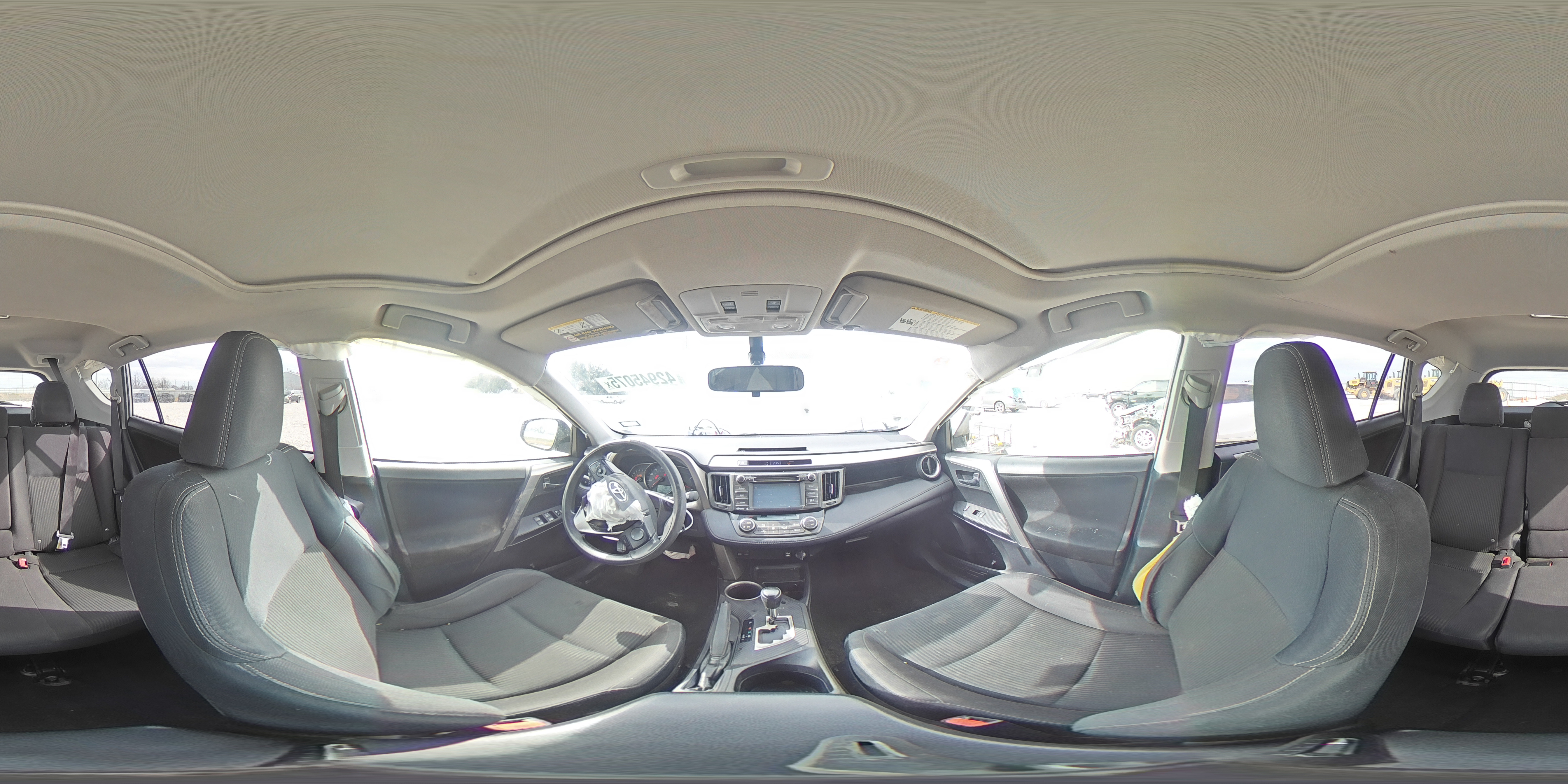 2015 Toyota RAV 4 - Image 14