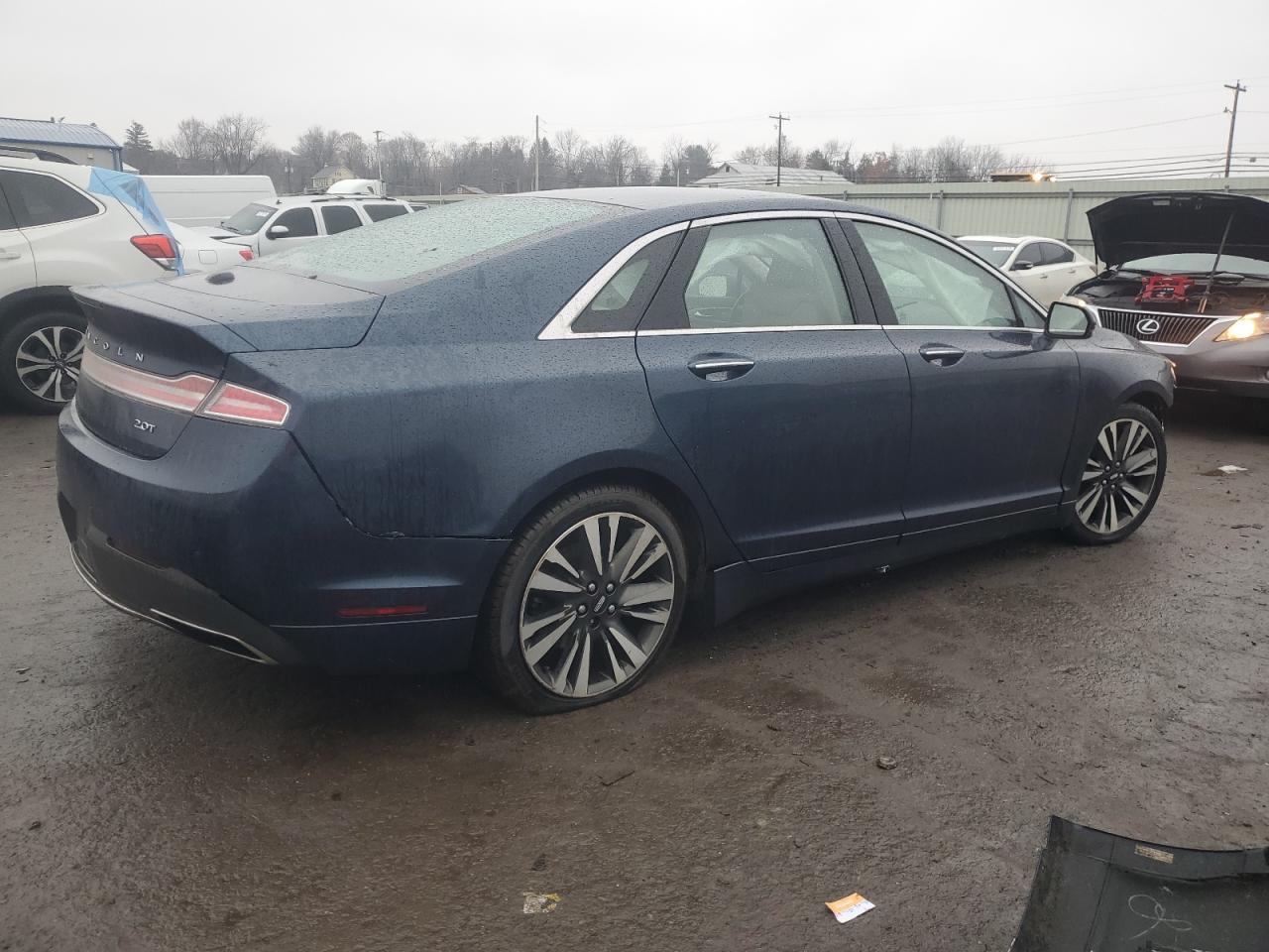 2017 Lincoln MKZ - Image 3