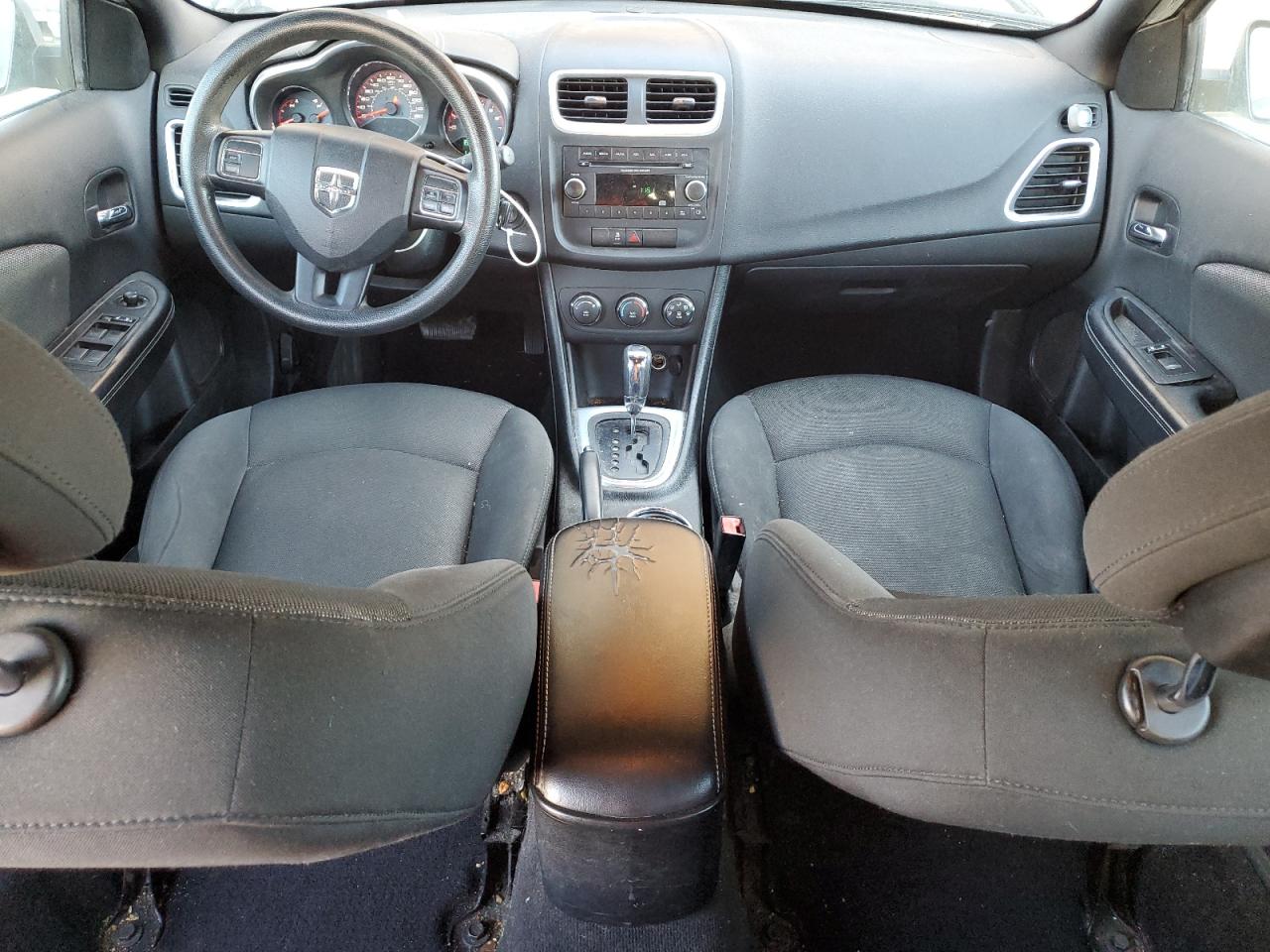 2013 Dodge Avenger - Image 8
