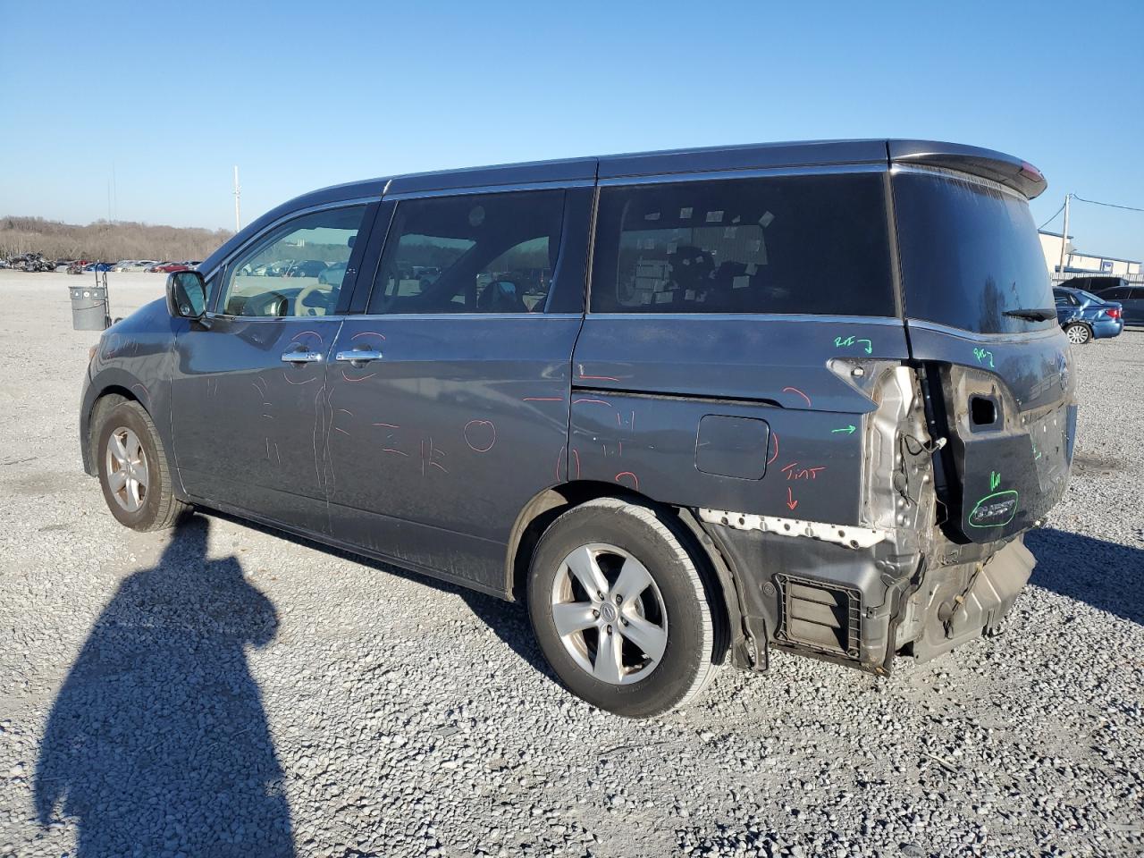 2015 Nissan Quest - Image 2