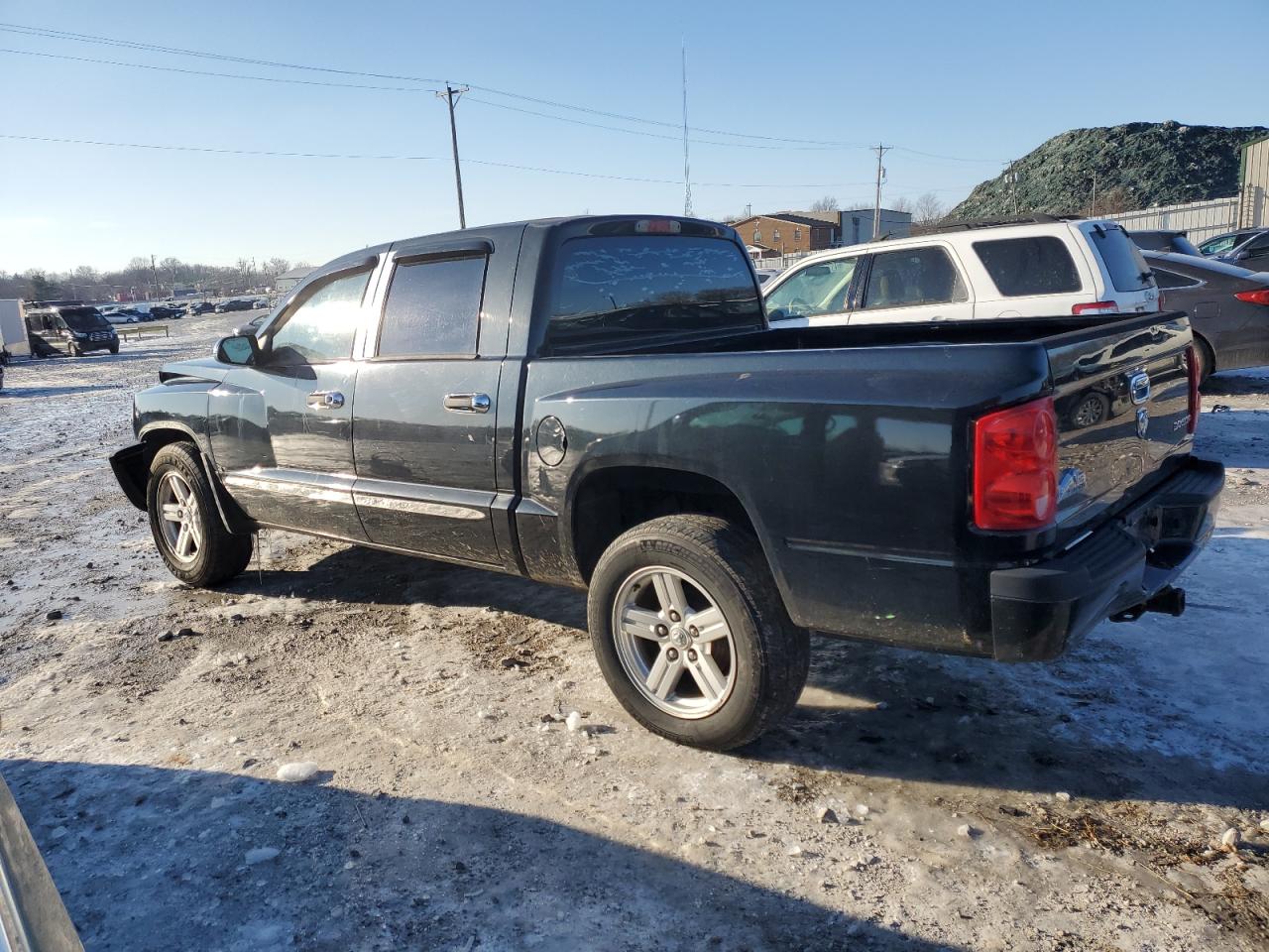 2008 Dodge Dakota - Image 2