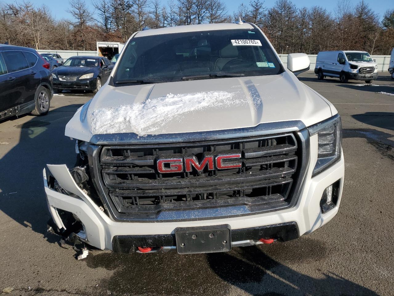 2021 GMC Yukon - Image 5