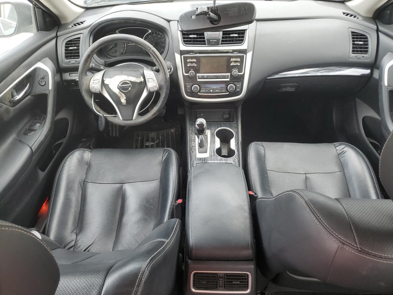 2018 Nissan Altima - Image 8