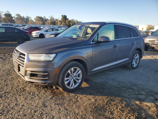  AUDI Q7 2019 Серый