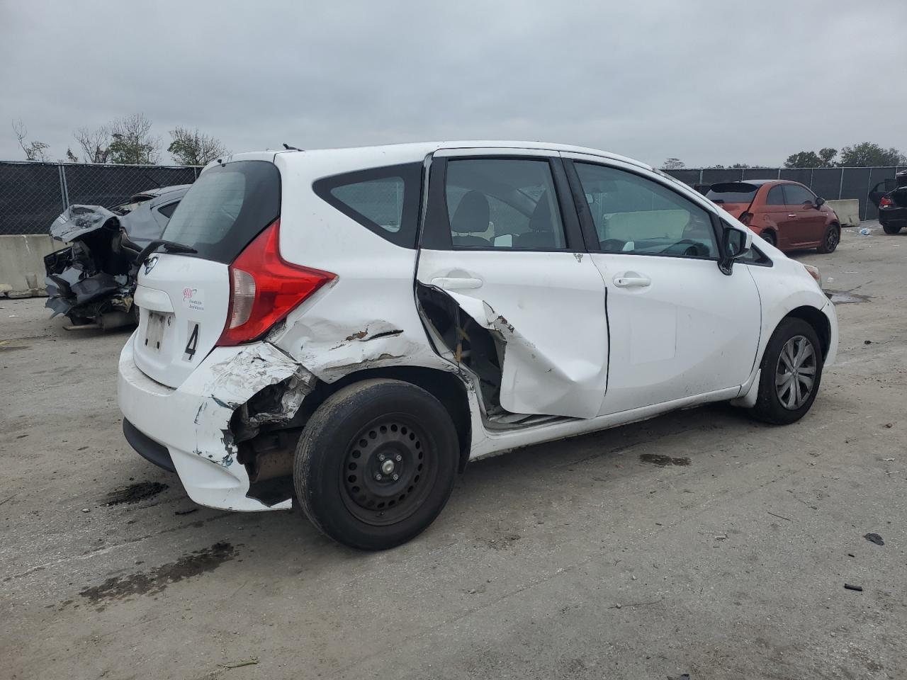 2017 Nissan Versa - Image 3