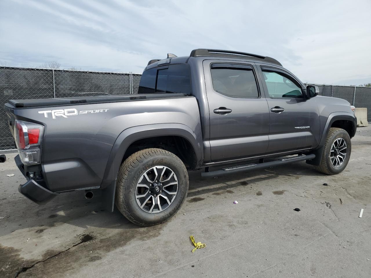 2021 Toyota Tacoma - Image 3